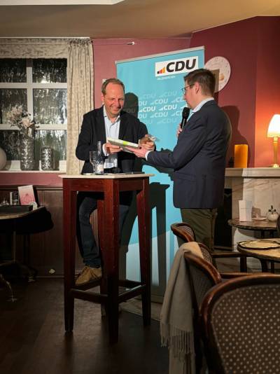 Nils Dobratz mit Thomas Heilmann